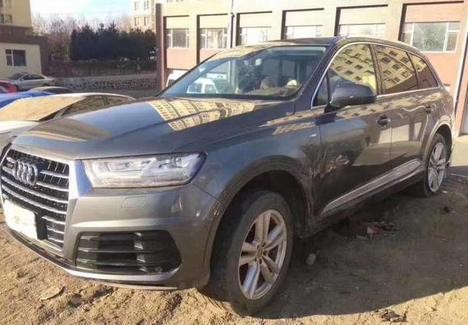 花8万购入一辆泡水奥迪Q7，朋友：放在老家当婚车，