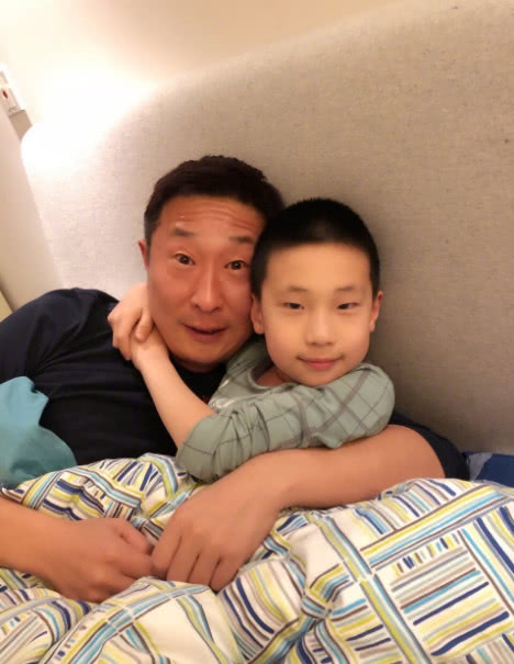 这些明星父子长相全都是复制粘贴的,林永健父子你们赢了! 这些明星父子长相全都是复制粘贴的,林永健父子你们赢了!