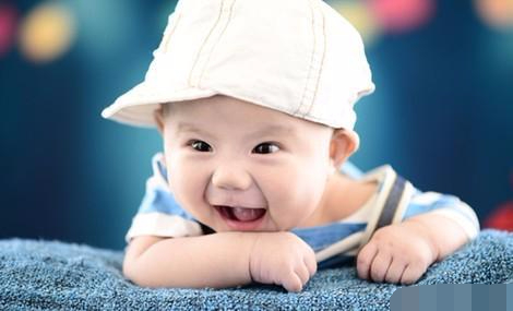 小时候漂亮的长大真的会变丑?但有这两种特征