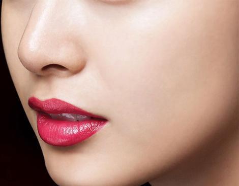 隆鼻手术切口会不会留疤?