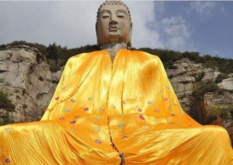 蒙山大佛佛首消失598年后终于再现全身，其中的原因无人知晓