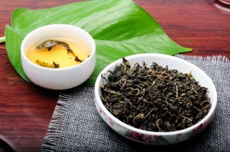 终于发现了胃病的克星!喝水放一点它,杀菌又