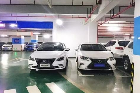 12天突破万辆的长安睿骋CC 是消费者鼓励车企山寨到底吗？