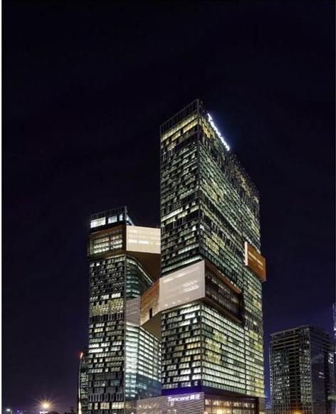腾讯滨海大厦占地面积18650平米,相当于3个腾讯大厦,其包括一座248