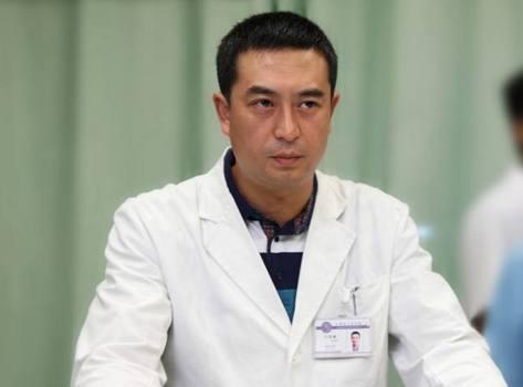 电视剧中最帅气的4位医生排行，他超越张一山、王凯排第一
