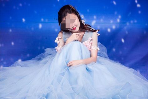 离婚后，她为了解决生理需求，依然要求跟我住一起