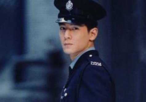 娱乐圈里最帅的不过是20岁的吴彦祖,30岁的金