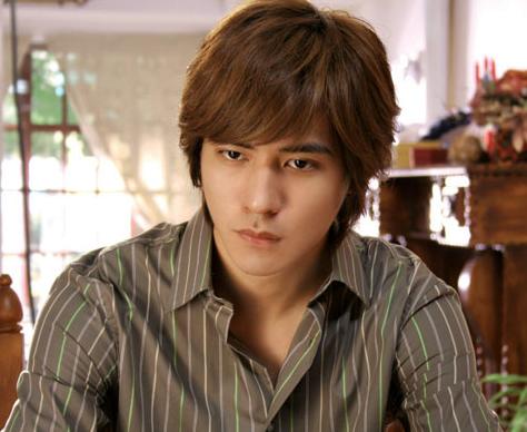 这6位中国男明星是1981年出生的,个个都有高