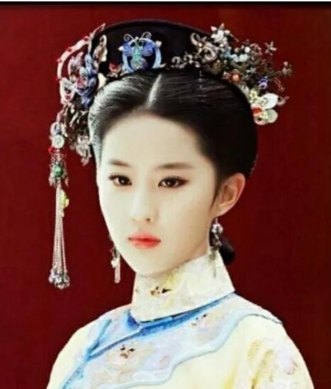 刘亦菲没演过宫斗戏,但她的宫廷装却美得让人
