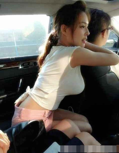 川藏线司机搭载穷游女:“一个愿打一个愿挨”你情我愿各取所需!