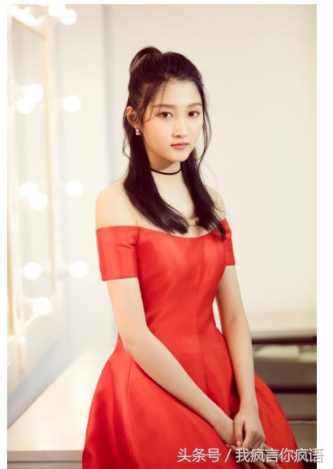 35位当红女星抹胸裙造型盘点 杨幂娜扎万茜等