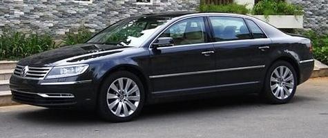 这不是帕萨特，是低调的奢华的辉腾