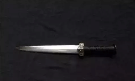 中国古代十大名剑: 他一人造六把, 无愧铸剑技艺鼻祖!