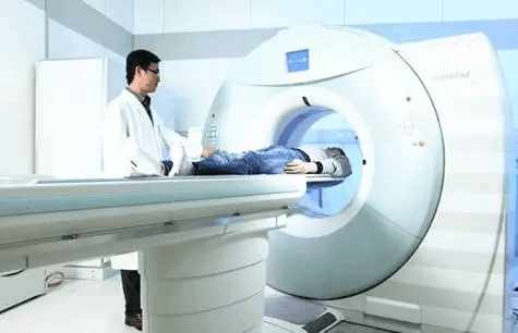 doctor 「 风险因素 」 ▼ x线检查,一年做一两个胸片检查,不会有