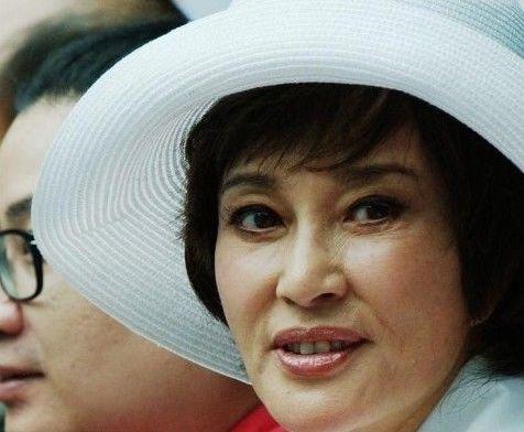 刘晓庆素颜照流出，老态尽显，网友：这也能称为不老女神？
