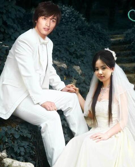 宋轶婚纱照_宋轶婚纱照的笑容