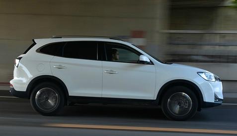 瑞风全新SUV，内饰媲美40万奔驰，却只卖10出头
