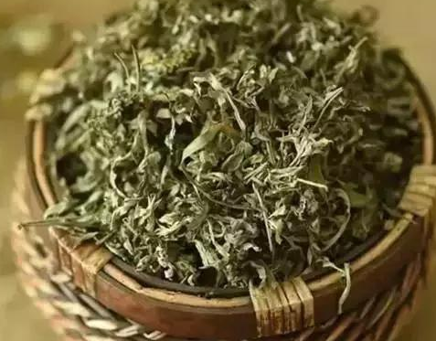 艾叶泡脚后晚上睡觉脚出汗,正常吗?