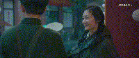 “冯女郎”苗苗：《芳华》里受尽欺负的何小萍，是最懂她的朋友