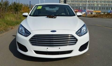 初次“相会”就令人爱不释手——福特福睿斯!