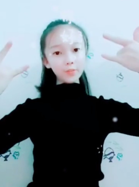 11岁小姑娘不好好学习,学大人交男友当网红,只因为长得漂亮