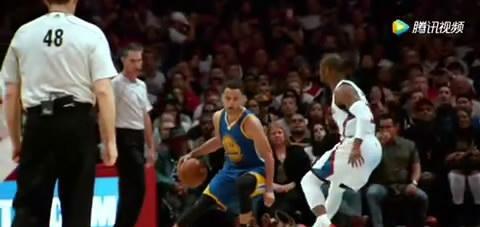 NBA争议事件之库里晃倒保罗？超慢动作回放还原事件真相！
