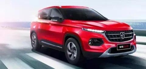 国产小型SUV谁最火? 宝骏又为何爆款连连?！