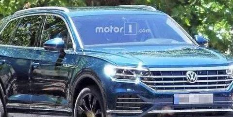 不再套娃，全新大众途锐实车内饰曝光