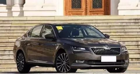 斯柯达速派为求生存又改款，配置全新升级价格不变，合资车要完蛋