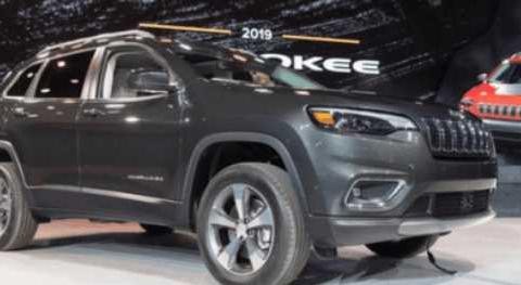 新自由光终于睁开眼睛, 换装牧马人发动机, 动力强劲!