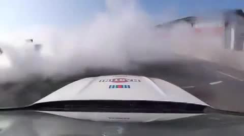 法拉利 迈凯伦等超级跑车疯狂秀,看完人都醉了