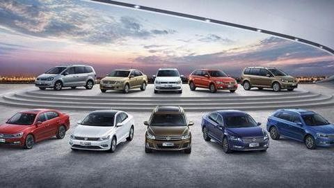 汽车油耗太高负担不起，买车时要看车的这几个配置，不会被坑