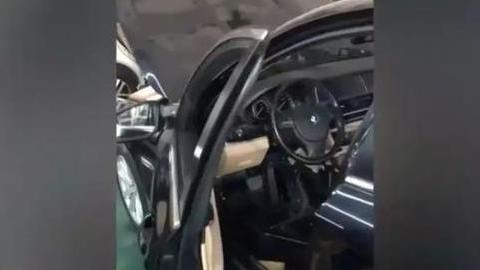 宝马5系抵押车，拆了8天竟然找出20多个GPS跟踪器！