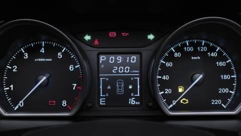 众泰T600配备路航235/60 R18 你看中的十点,它都能满足你