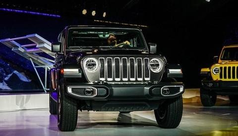 很酷很“撩汉” 全新牧马人新增2.0T 还想选普拉多？