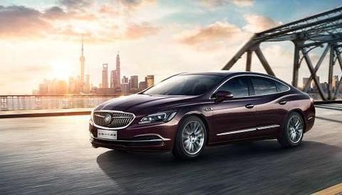 君越，B级中的C级车，你怎么看？！