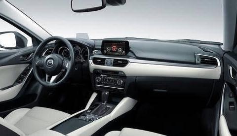 马自达怒了, 回归弯道之王, 颜值完爆凯美瑞, BBA全都掩面叹息!