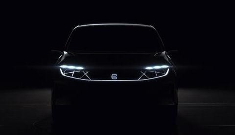 什么辉腾迈腾都是渣！这个国产腾CES首发，俩高管是亮点