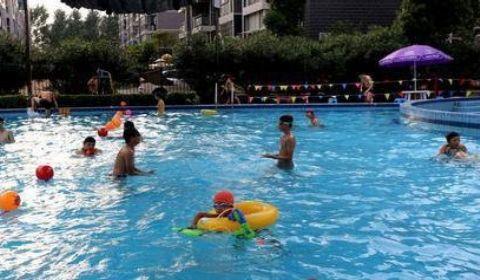 16岁女孩游泳过后意外怀孕?要打掉孩子专家的