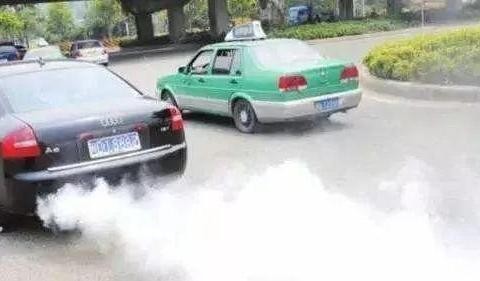 排气管冒白烟、蓝烟、黑烟, 意味着什么故障, 请听老司机说