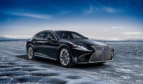 兄弟, 这里有一台全新的雷克萨斯LS要来和你过年了, 不知