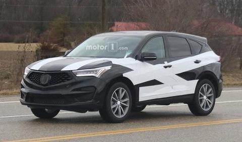 曝全新讴歌 RDX 路试谍照 与概念车风格一致