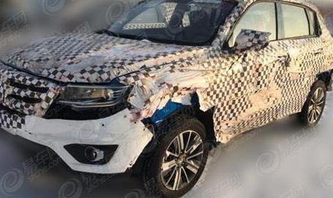 新长安CS35谍照曝光！前脸大变后比Q3还霸气！