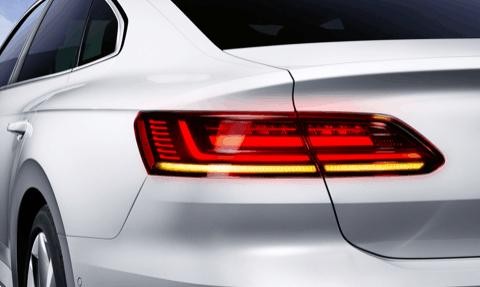 大众神车齐换代, 朗逸长大, 速腾变性感了