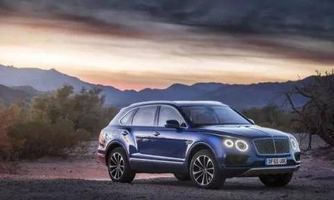 又是一辆豪车！宾利suv让你明白，运动和奢华是生活的富有