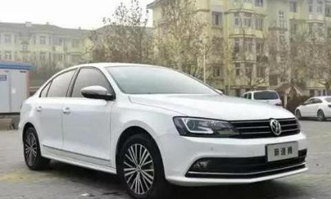 2018款大众速腾正式上市，内饰配置升级、动力十足，售价更亲民