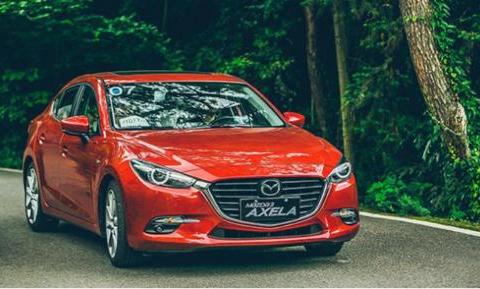 口碑极好，颜值逆天操控猛如虎，超低油耗才卖11万！