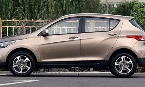 采用丰田原装发动机，顶配才10万！