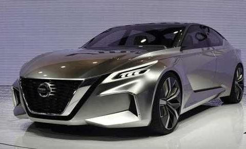 继续跟凯美瑞雅阁死磕——新天籁除了沙发技能, 又多了拉风外形!