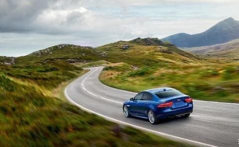 运动型轿跑激发驾驶斗志的不只是动力